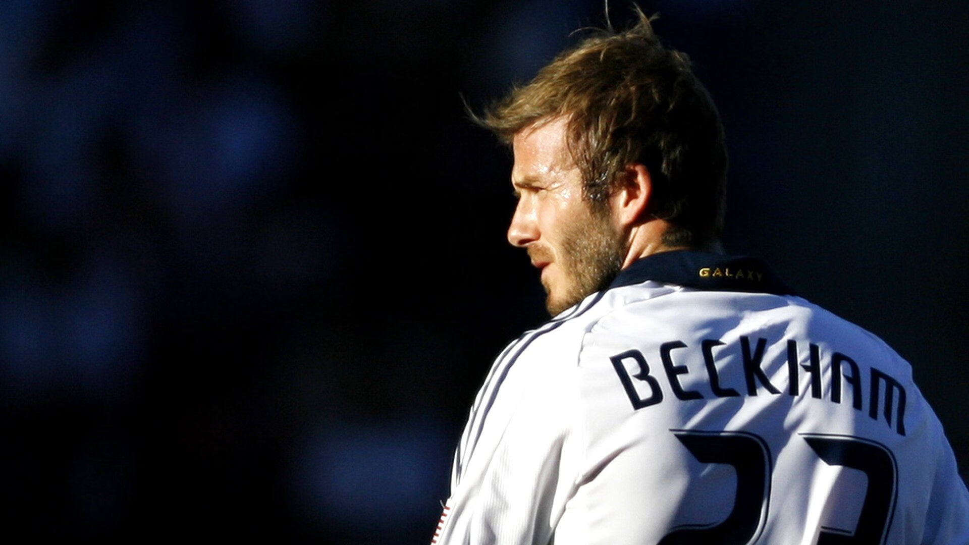 德罗巴连续二十场比赛得分超过出色防守，TES挑战极限！