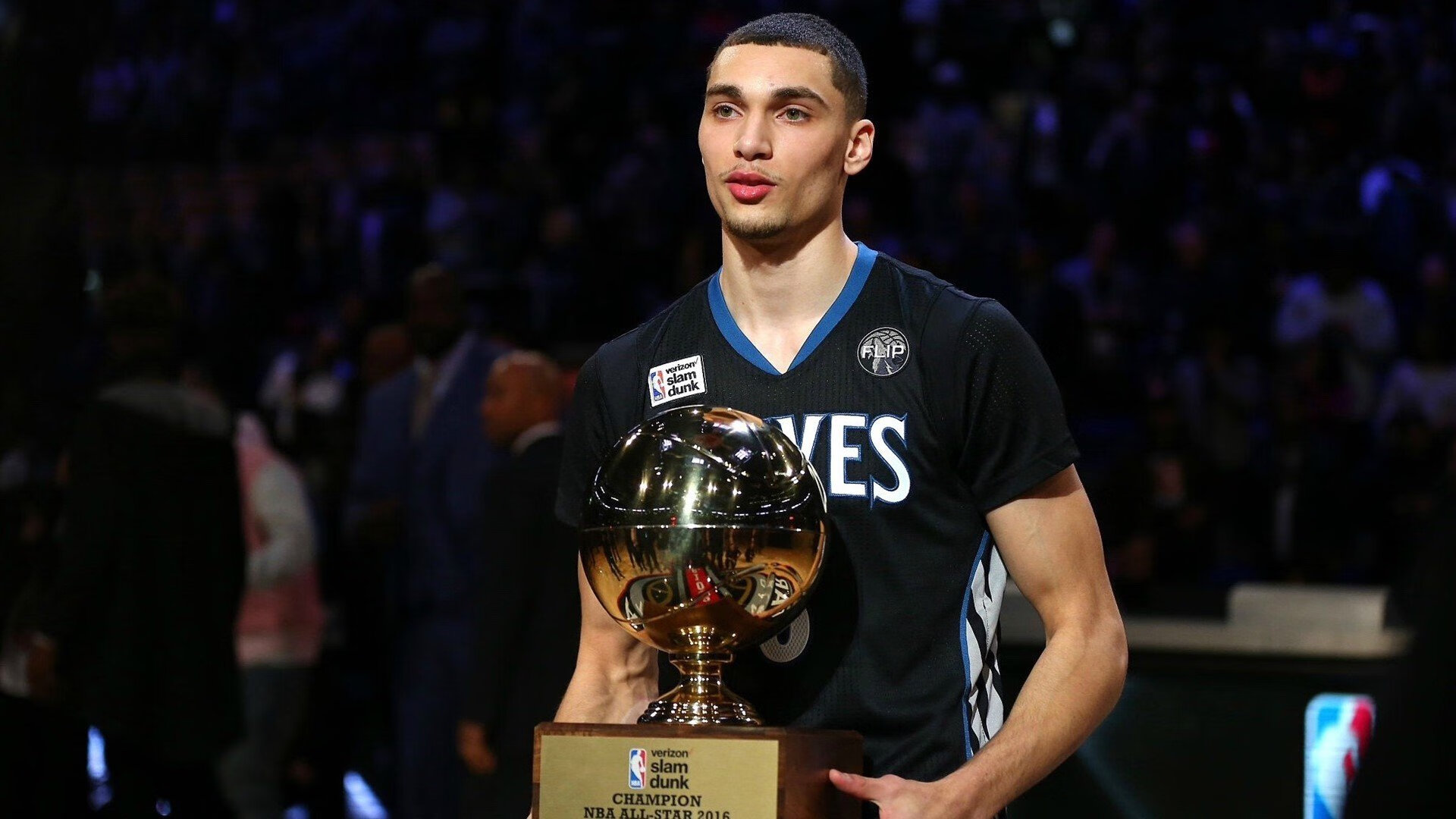 杜兰特迎来十二赛季高光表现，TL球迷沸腾！